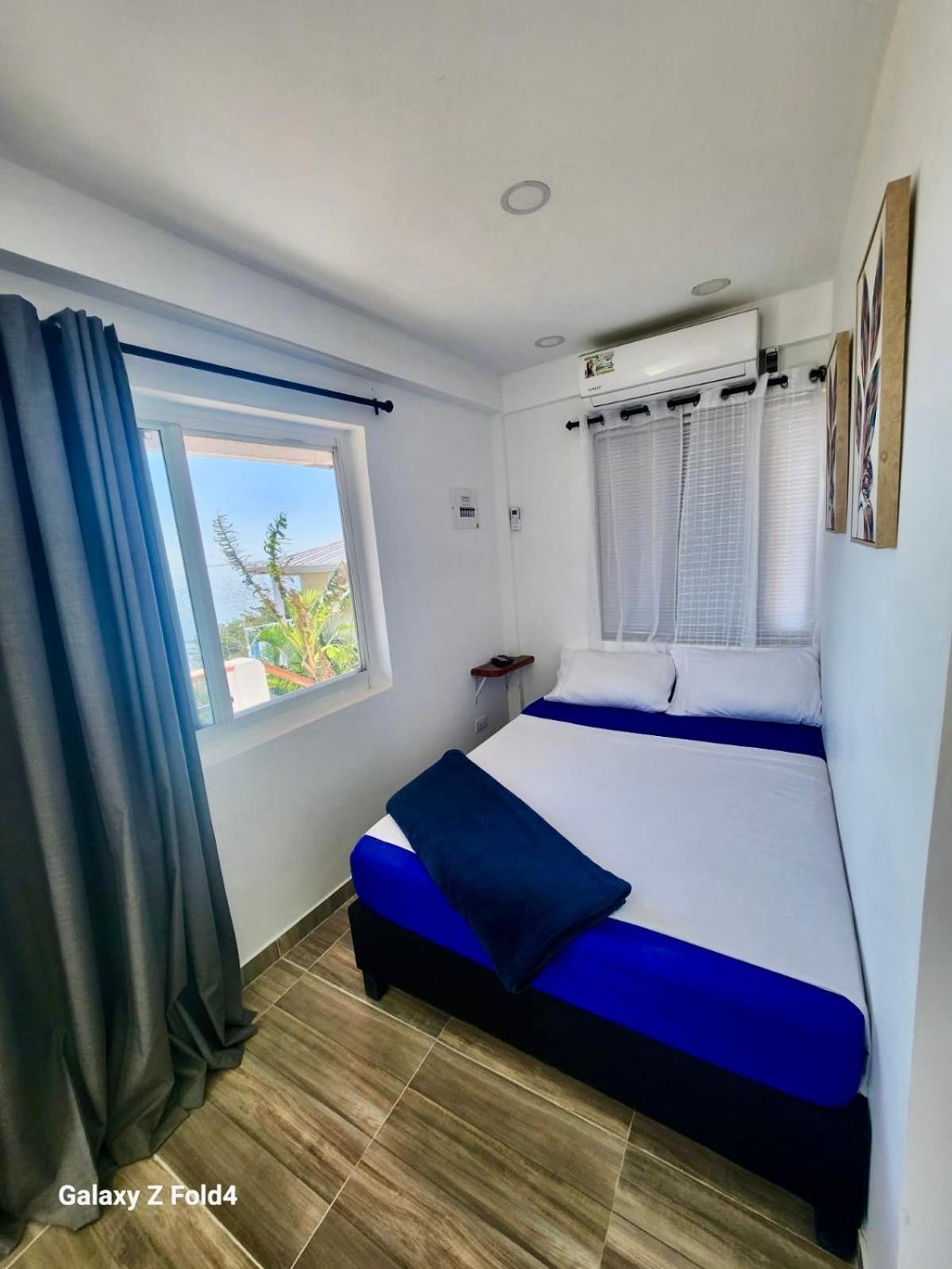 Apartment Sea Breeze