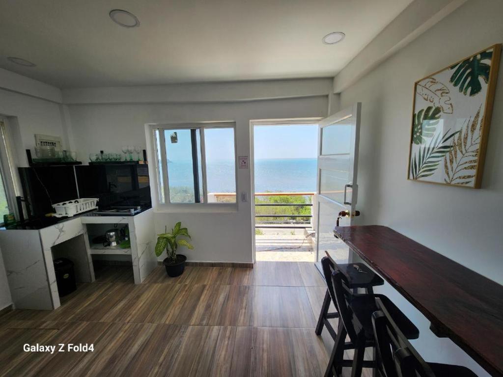 Sea Breeze Apartment