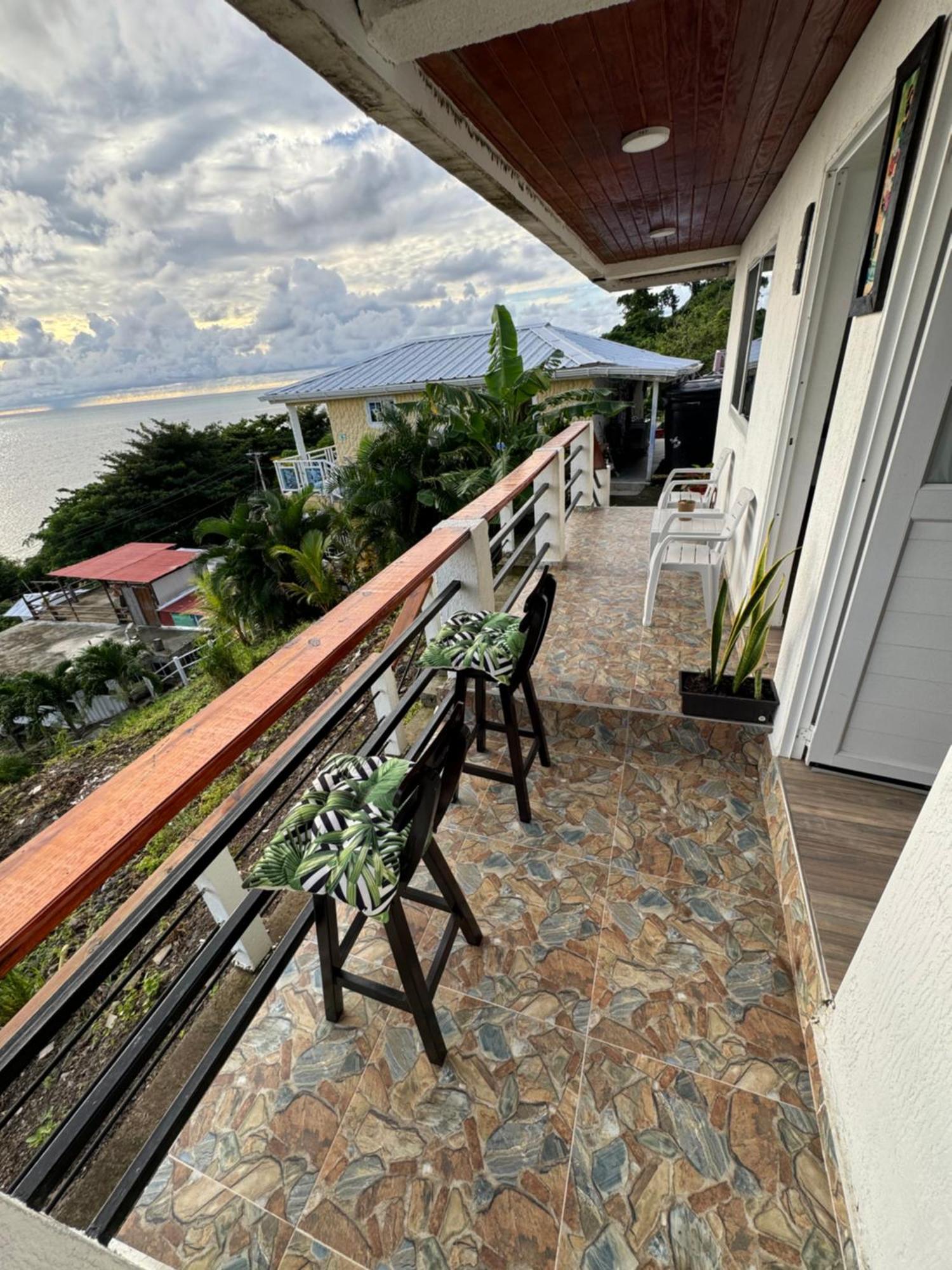 Apartment Sea Breeze